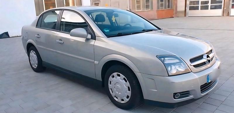 Gebraucht Opel Vectra 101 PS (74 kW) 2005 Grau Limousine