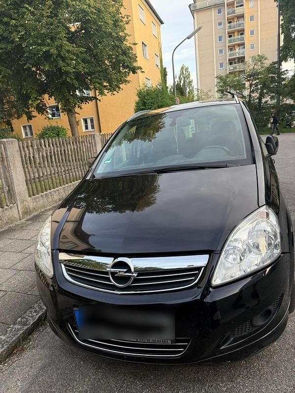 Schwarz Gebraucht 2011 Opel Zafira Van / Kleinbus | 7.000 € - Bild 1/4