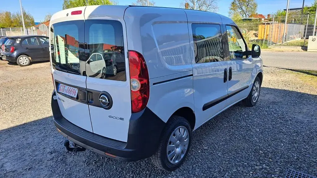 Usata Opel Combo 120 CV (88 kW) 2018 Bianco Monovolume
