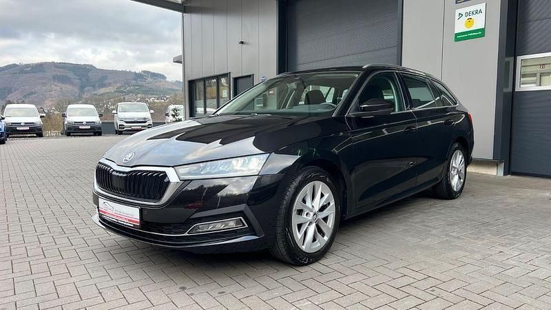 Schwarz Gebraucht 2021 Skoda Octavia Style Kombi | 22.990 € (Fairer Preis) - Bild 1/4