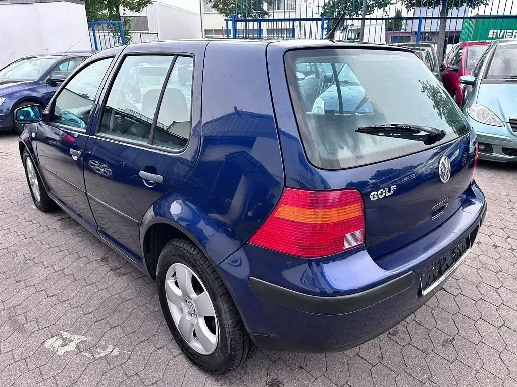 Gebraucht VW Golf IV Comfortline 75 PS (55 kW) 2001 Blau Limousine