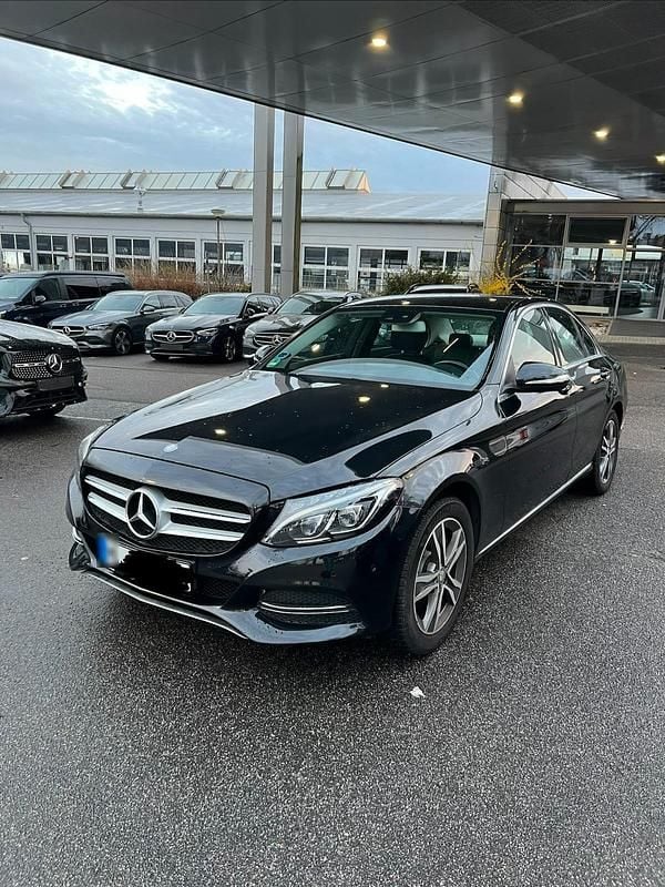 Gebraucht Mercedes C220 170 PS (125 kW) 2014 Schwarz Limousine