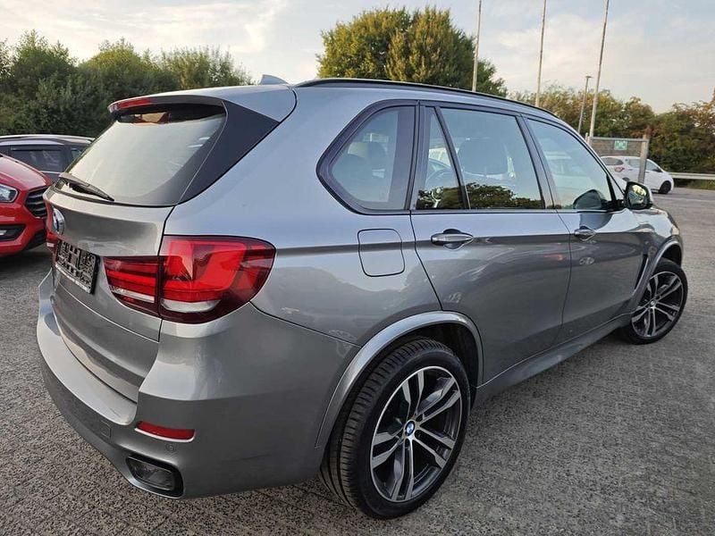 Gebraucht BMW X5 Sport Line 381 PS (280 kW) 2015 Grün SUV