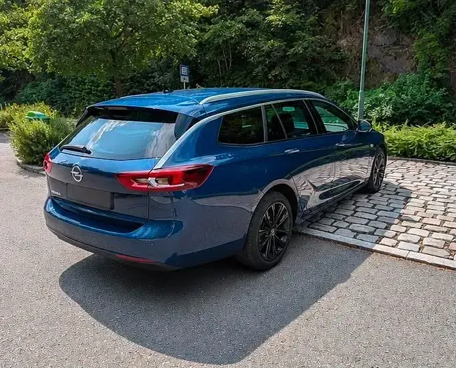 Gebraucht Opel Insignia 122 PS (89 kW) 2020 Blau Limousine
