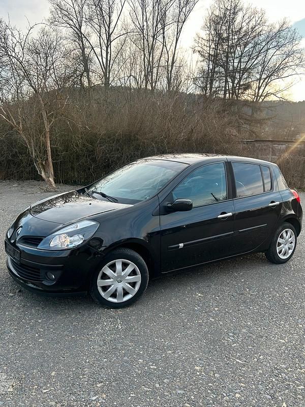 Gebraucht Renault Clio II 75 PS (55 kW) 2006 Schwarz Kleinwagen