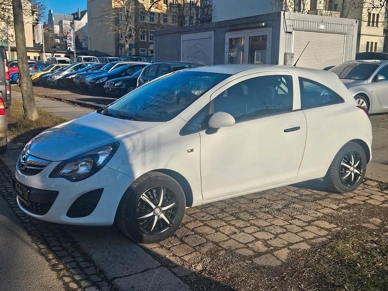 Gebraucht Opel Corsa Selection 69 PS (50 kW) 2014 Weiß Kleinwagen