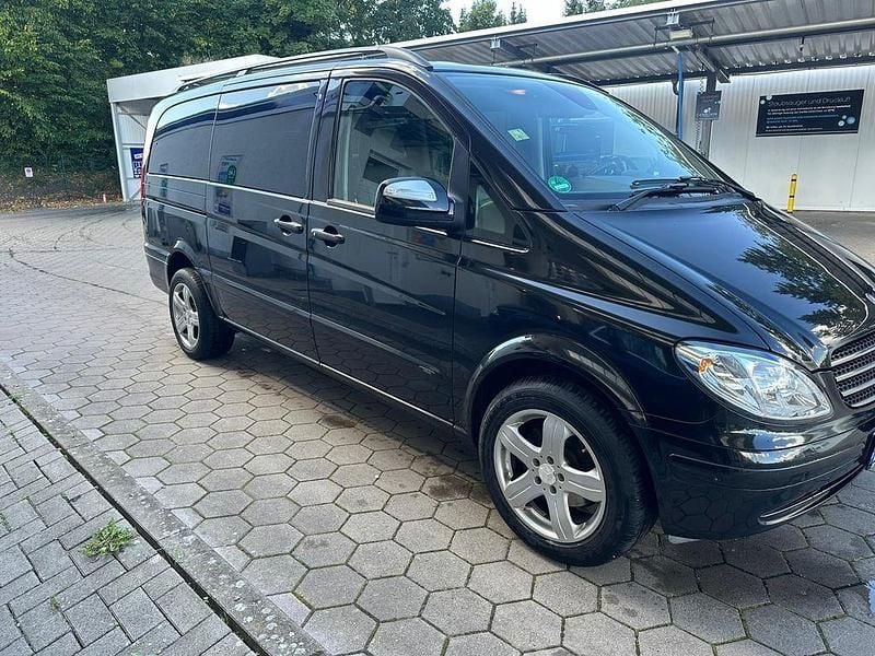 Gebraucht Mercedes Viano Edition 163 PS (119 kW) 2010 Schwarz Van / Kleinbus