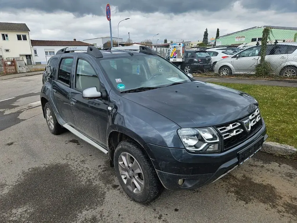 Gebraucht Dacia Duster 109 PS (80 kW) 2014 Schwarz SUV