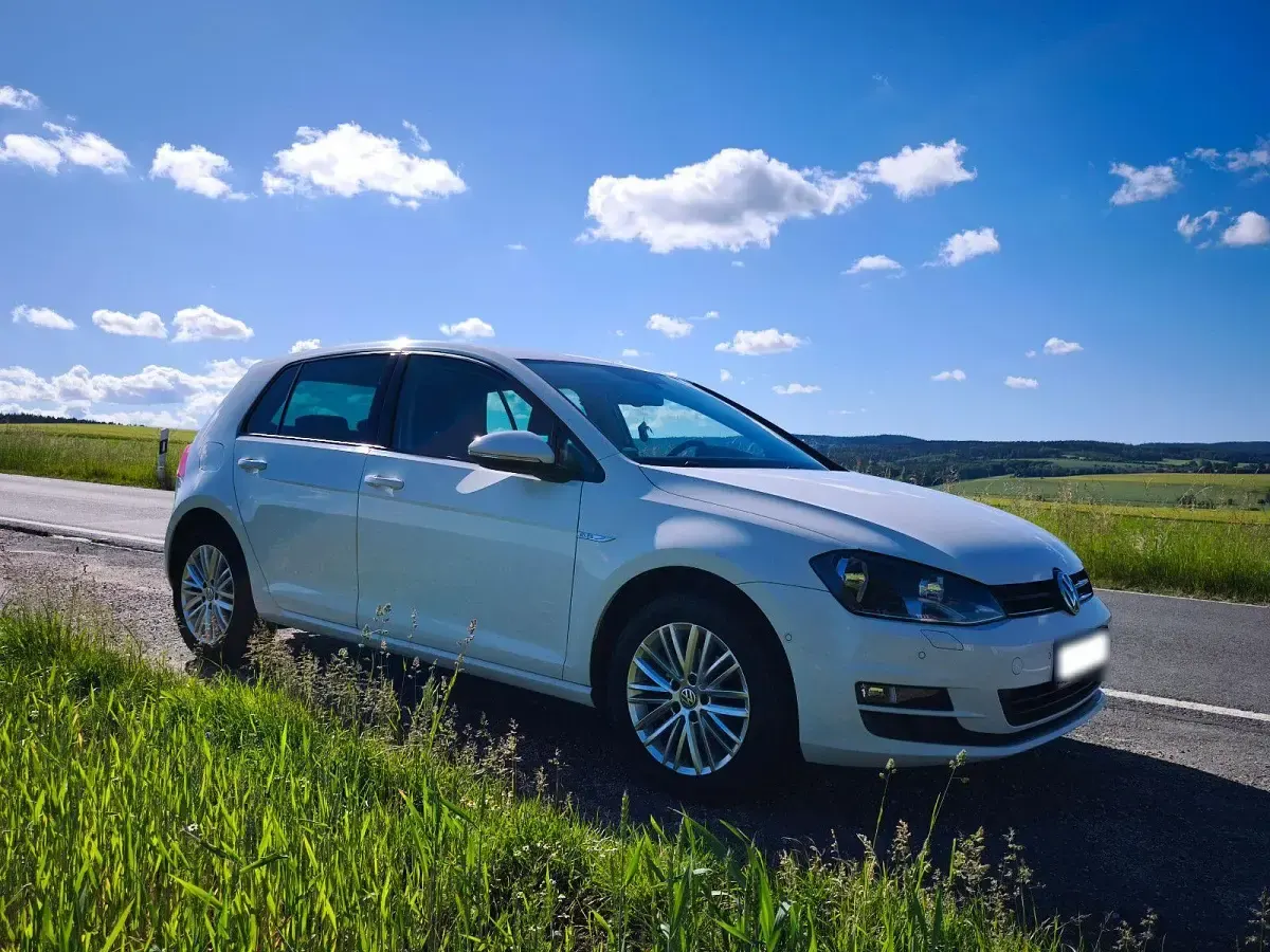 Gebraucht VW Golf VII Cup 86 PS (63 kW) 2015 Weiß Limousine