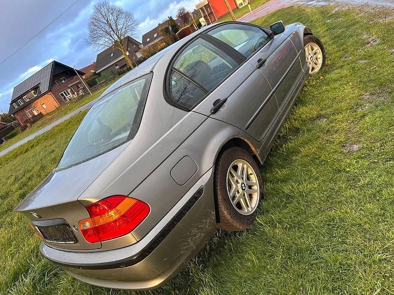 Gebraucht BMW 316 116 PS (85 kW) 2003 Grau Limousine