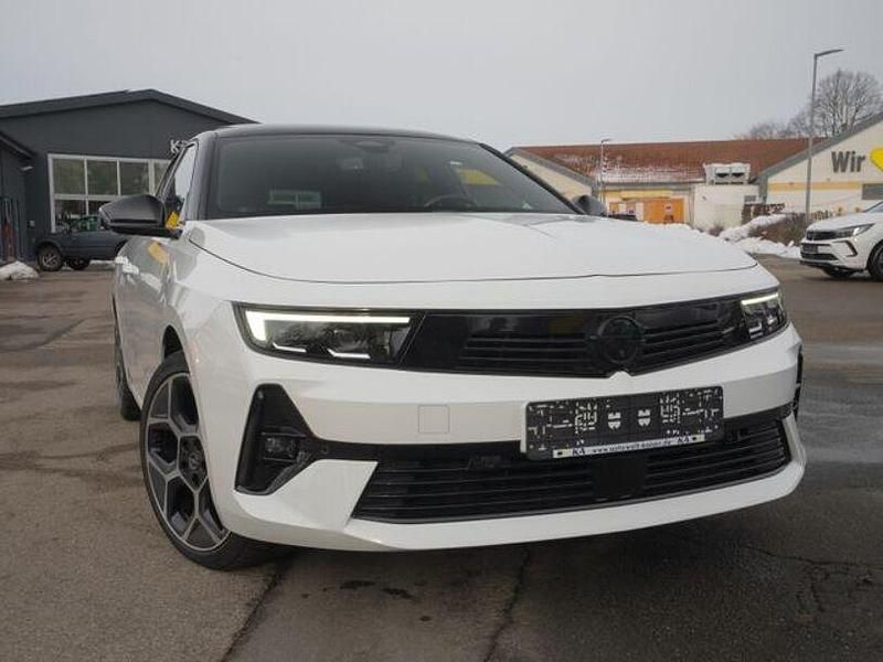 Gebraucht Opel Astra Ultimate 131 PS (96 kW) 2022 Weiß Limousine