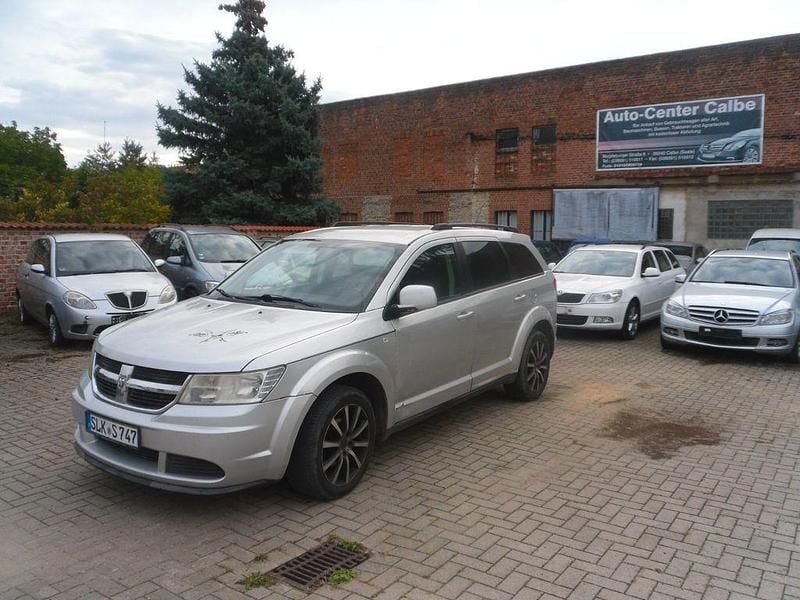 Gebraucht Dodge Journey SE 140 PS (102 kW) 2010 Silber SUV