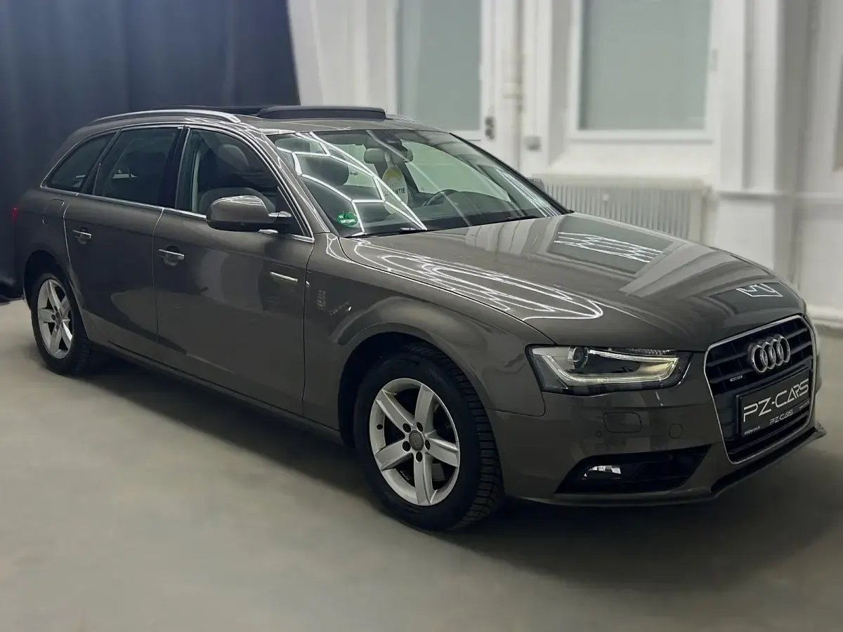 Gebraucht Audi A4 Ambiente 177 PS (130 kW) 2013 Dakotagrau Kombi