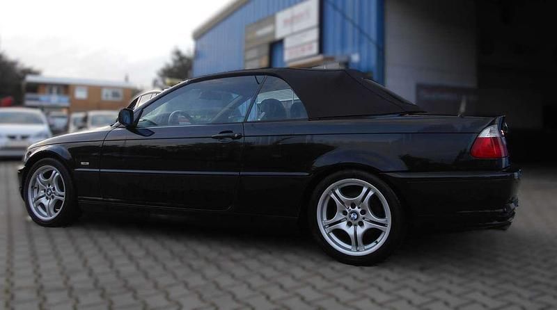 Gebraucht BMW 325 192 PS (141 kW) 2002 Schwarz Cabrio
