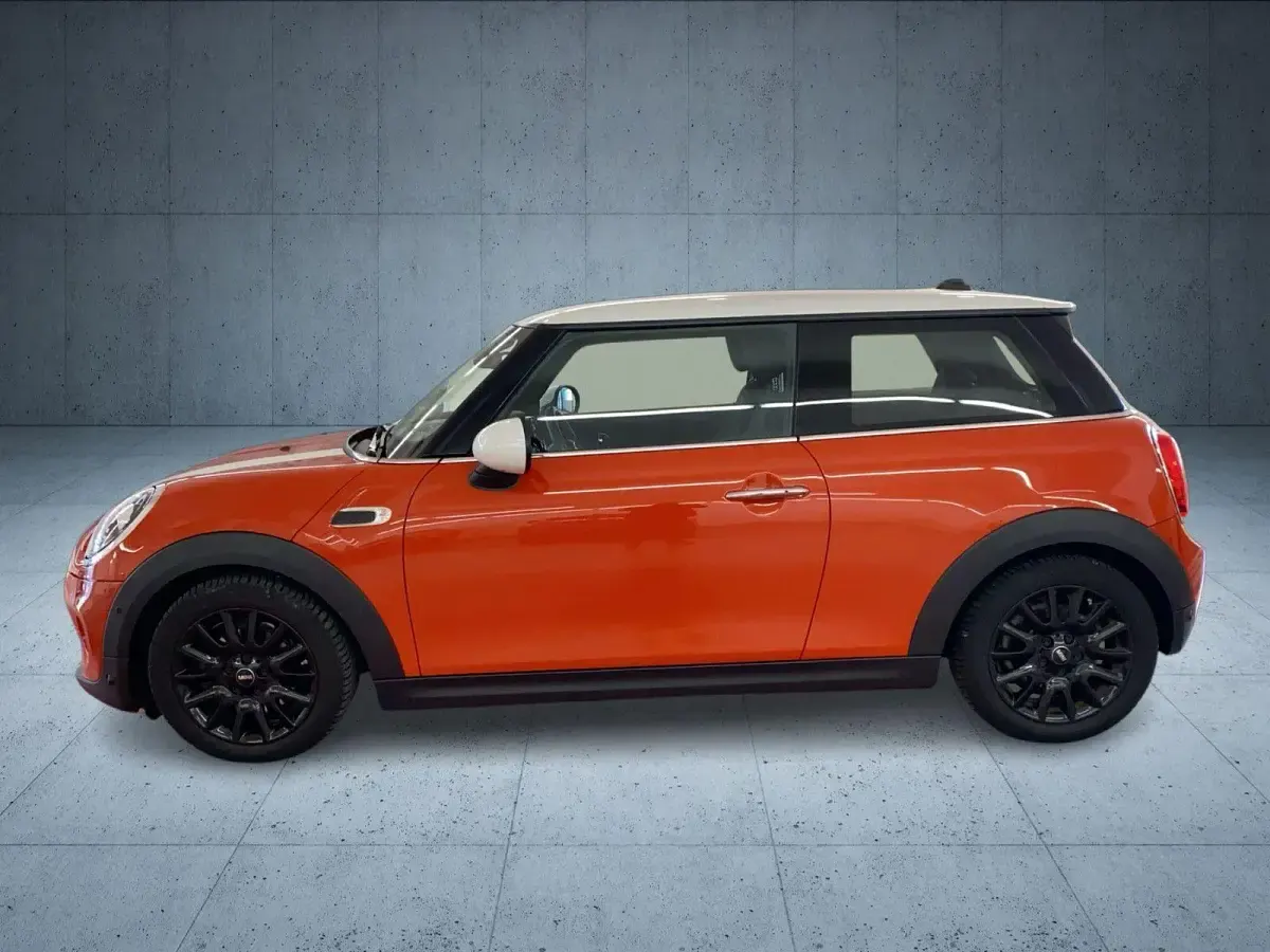 Gebraucht Mini Cooper 136 PS (100 kW) 2019 Orange Kleinwagen