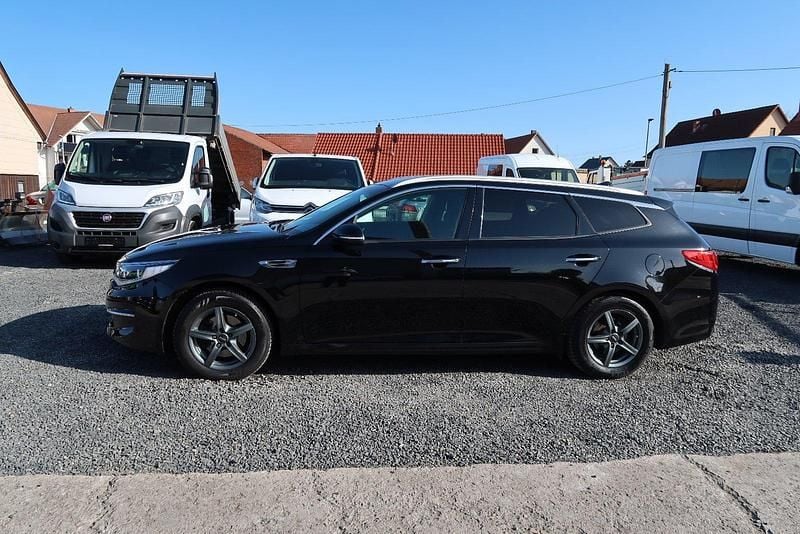 Gebraucht Kia Optima 163 PS (119 kW) 2017 Schwarz Kombi