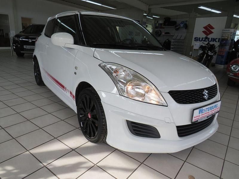 Gebraucht Suzuki Swift 94 PS (69 kW) 2014 Weiß Kleinwagen