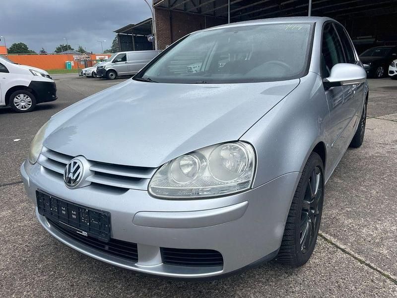 Gebraucht VW Golf V Comfortline 75 PS (55 kW) 2004 Silber Limousine