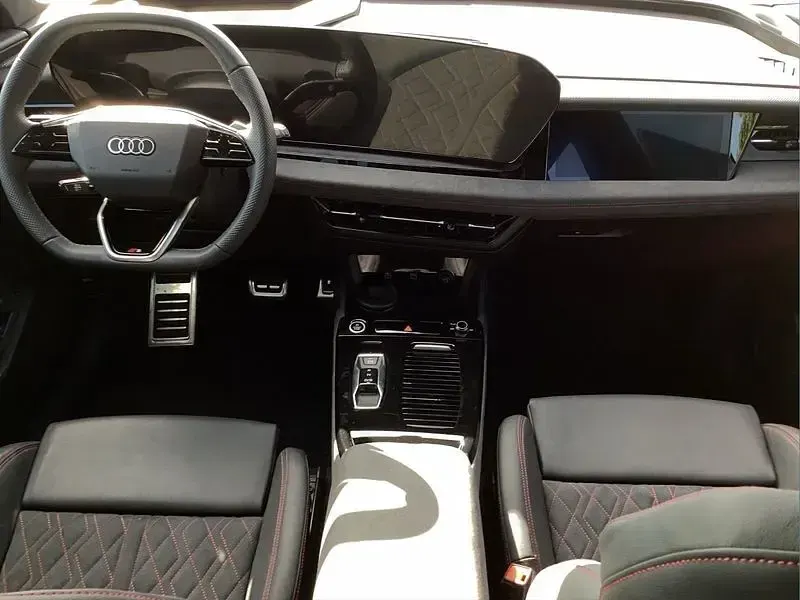 Gebraucht Audi Q6 e-tron S-Line 284 kW (387 PS) 2025 Grau SUV