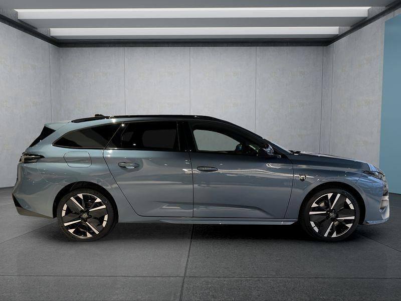 Neu Peugeot 308 SW GT 145 PS (106 kW) 2025 Blau Kombi