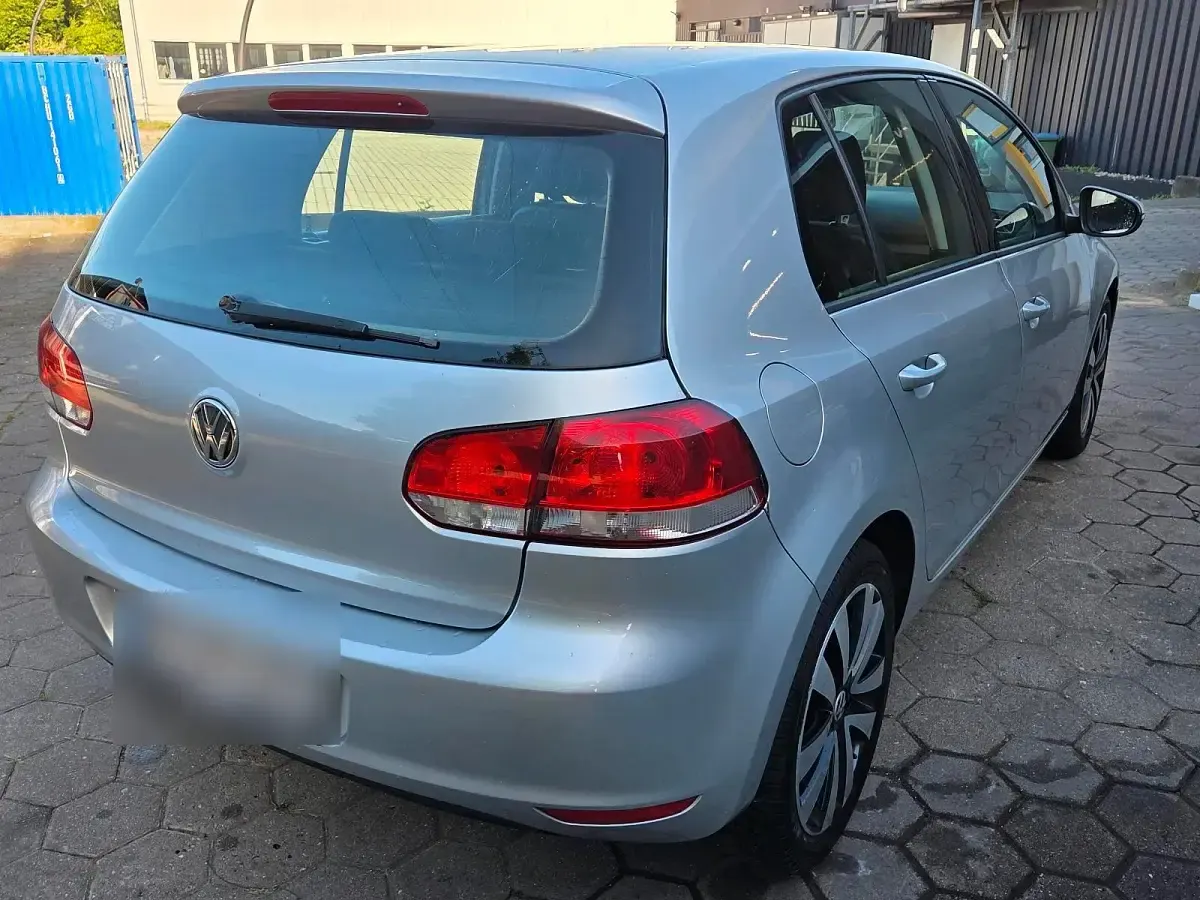 Gebraucht VW Golf VI 110 PS (80 kW) 2009 Silber Kleinwagen