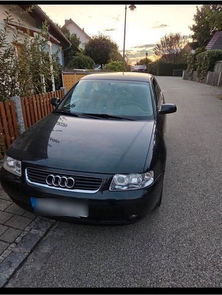 Schwarz Gebraucht 2002 Audi A3 Kleinwagen | 900 € (Guter Preis) - Bild 1/4