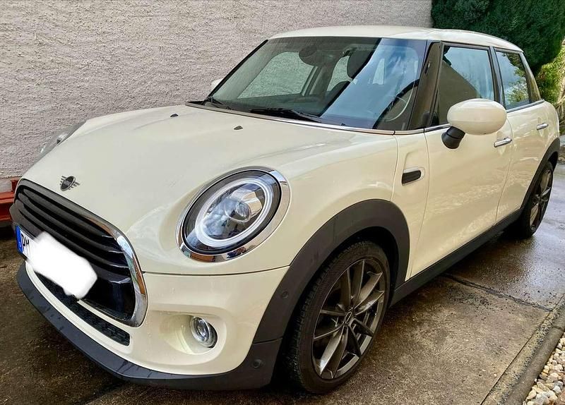 Gebraucht Mini Cooper 136 PS (100 kW) 2019 Weiß Kleinwagen