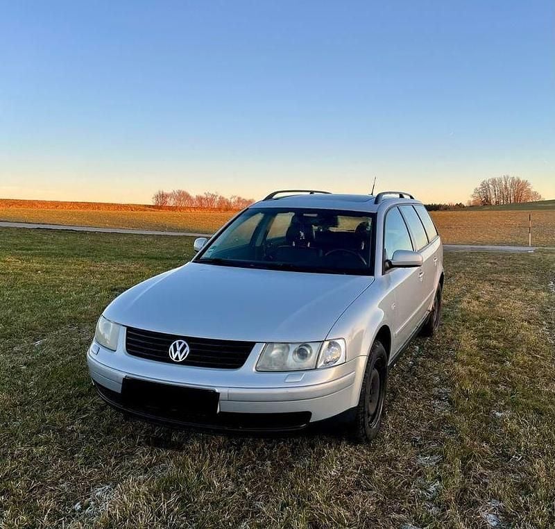 Gebraucht VW Passat Highline 193 PS (141 kW) 1999 Silber Limousine