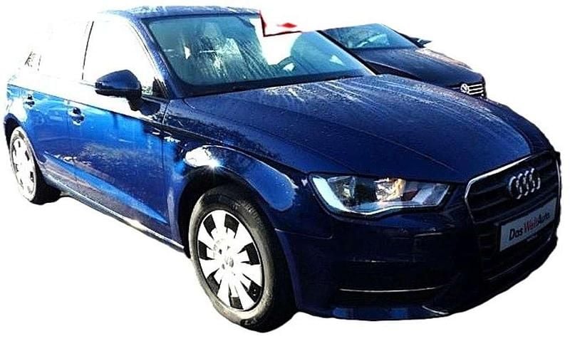 Blau Gebraucht 2014 Audi A3 Sportback g-tron Kleinwagen | 8.000 € - Bild 1/4