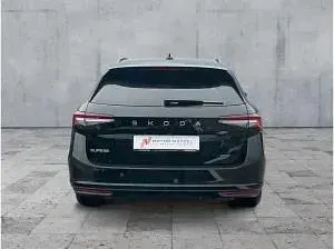Gebraucht Skoda Superb 150 PS (110 kW) 2025 Schwarz (ebony schwarz metallic) Kombi