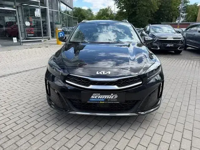 Gebraucht Kia XCeed Comfort 140 PS (102 kW) 2025 (1k) zilinaschwarz met. SUV
