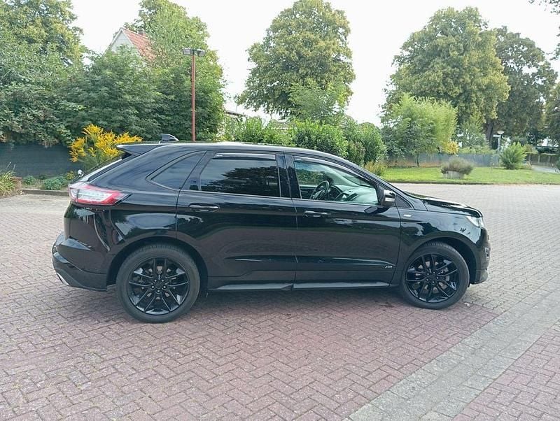 Schwarz Gebraucht 2018 Ford Edge ST-Line SUV | 21.900 € (Fairer Preis) - Bild 1/4