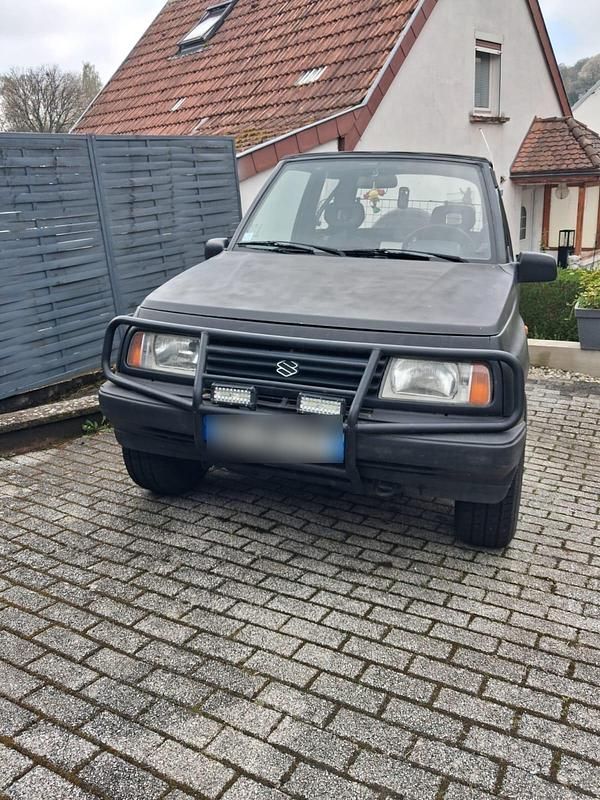 Second-hand Suzuki Samurai 80 CP (58 kW) 1995 Negru SUV