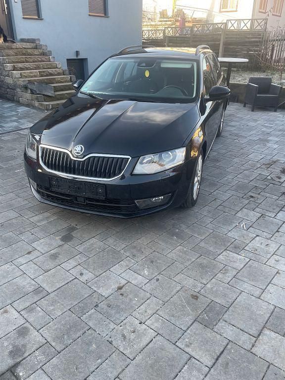 Gebraucht Skoda Octavia Style 150 PS (110 kW) 2017 Schwarz Kombi