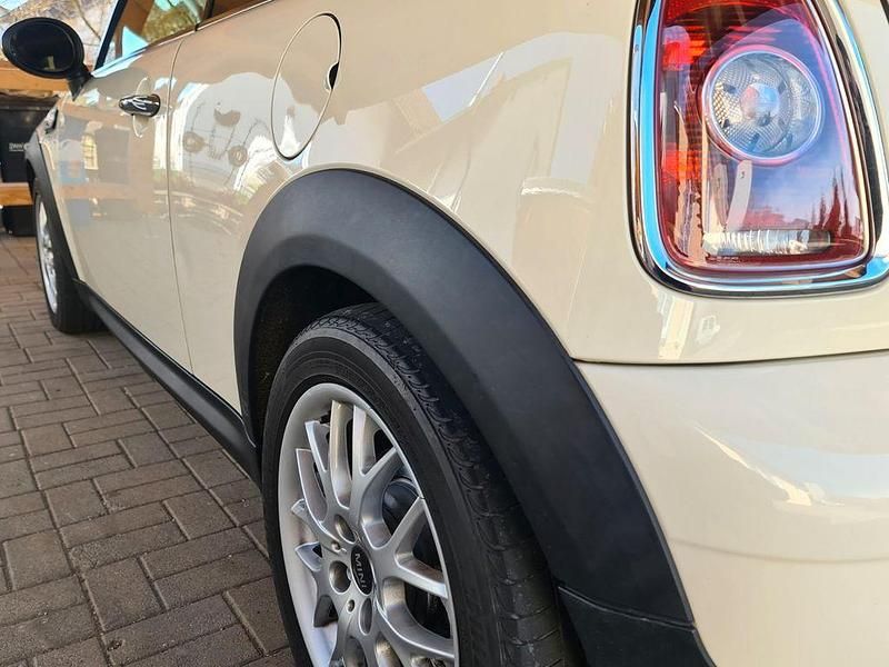 Gebraucht Mini ONE 75 PS (55 kW) 2010 Kleinwagen