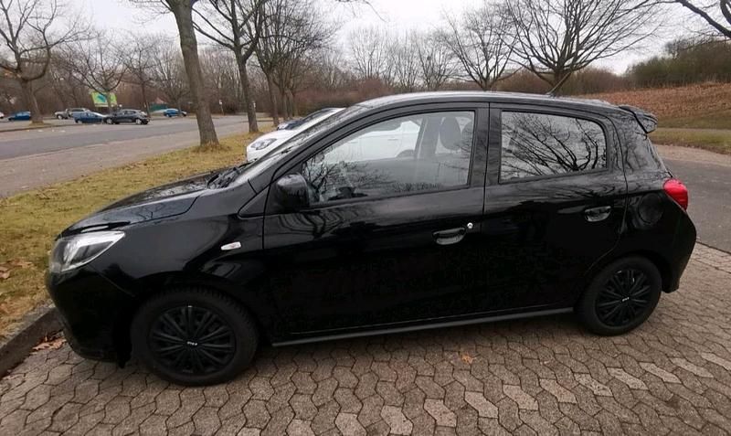 Schwarz Gebraucht 2021 Mitsubishi Space Star Kleinwagen | 7.500 € - Bild 1/4