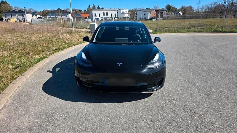 Gebraucht Tesla Model 3 RWD 225 kW (306 PS) 2022 Schwarz Limousine