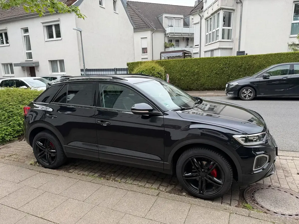 Usata VW T-Roc Style 150 CV (110 kW) 2022 Nero SUV