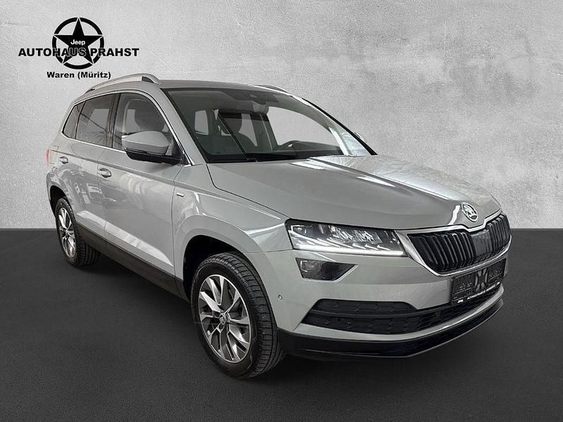 Grau Gebraucht 2021 Skoda Karoq Clever SUV | 25.900 € (Guter Preis) - Bild 1/4