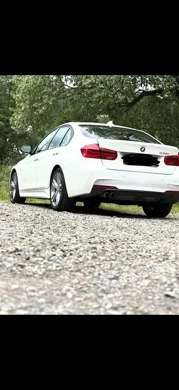 Gebraucht BMW 330 M Sport 252 PS (185 kW) 2019 Weiß Limousine