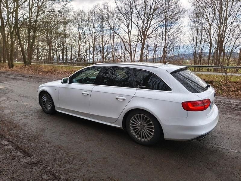Weiß Gebraucht 2014 Audi A4 S-Line Kombi | 9.200 € (Superpreis) - Bild 1/4