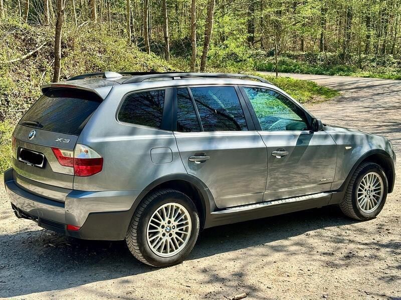 Grau Gebraucht 2009 BMW X3 SUV | 5.500 € (Guter Preis) - Bild 1/4