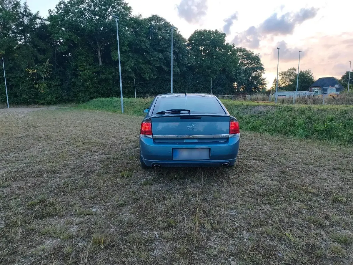 Gebraucht Opel Vectra 155 PS (114 kW) 2004 Grau Kleinwagen
