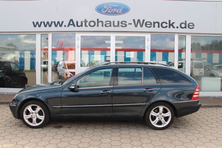 Blau Gebraucht 2001 Mercedes C200 Elegance Limousine | 1.500 € (Guter Preis) - Bild 1/4