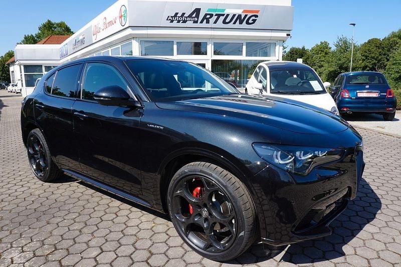 Schwarz Neu 2025 Alfa Romeo Stelvio Veloce SUV | 56.900 € (Fairer Preis) - Bild 1/4