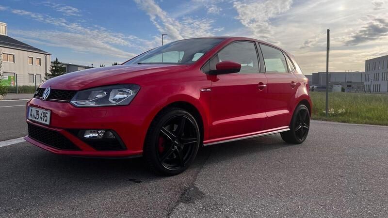Rot Gebraucht 2015 VW Polo GTI Kleinwagen | 10.000 € (Guter Preis) - Bild 1/4