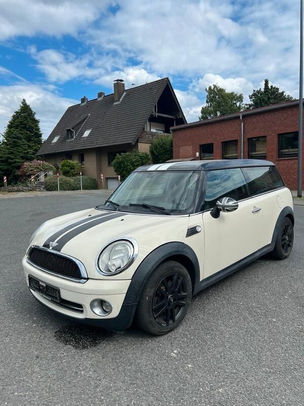 Weiß Gebraucht 2008 Mini Clubman Kombi | 1.450 € (Superpreis) - Bild 1/4