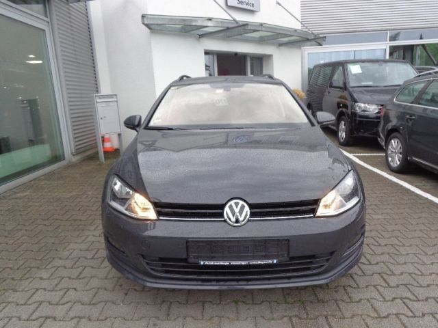 Gebraucht VW Golf VII Life 150 PS (110 kW) 2014 Grau Kombi