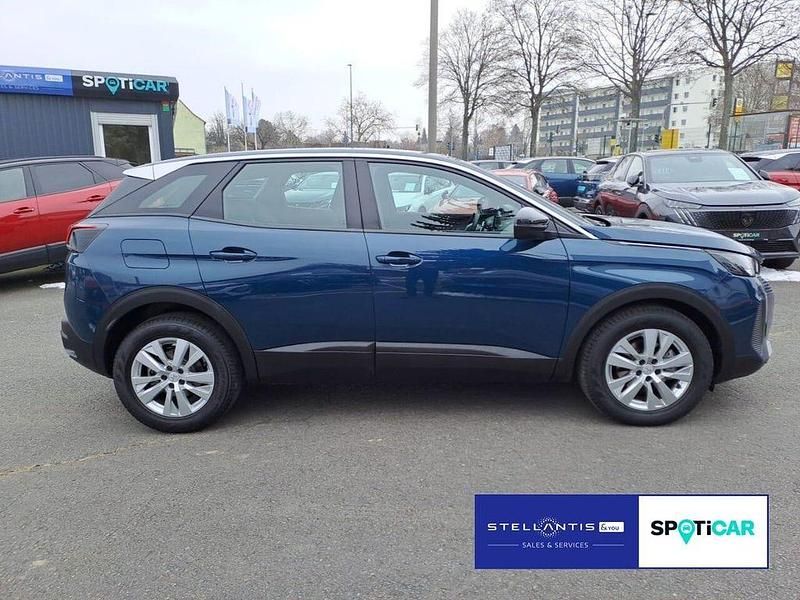Gebraucht Peugeot 3008 Active 131 PS (96 kW) 2023 Blau SUV