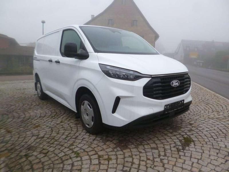 Frozen white Gebraucht 2024 Ford Transit Custom Trend Van / Kleinbus | 33.995 € (Fairer Preis) - Bild 1/4